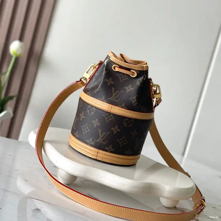 LV 2409YA0097 Bags 0630